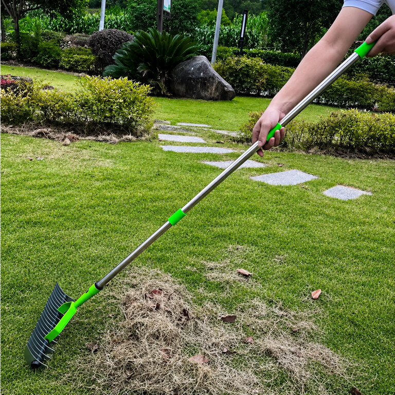 Aerator Wertykulator Ręczny Grabie Wahadłowe do Trawy Ziemi Stalowe 130cm (12)