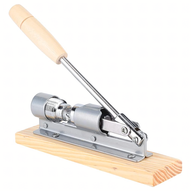 Dziadek do Orzechów Stalowy na Podstawie Drewnianej Zgniatarka Łuparka  (3)