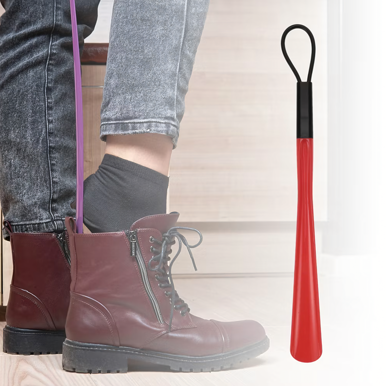 Łyżka do Butów Plastikowa Wytrzymała Czerwona 48 cm Długa z Haczykiem  (10)