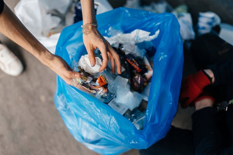 Worki na Śmieci 35L 150 szt. Uniwersalne Worki Wiązane Mocne Niebieskie  (7)